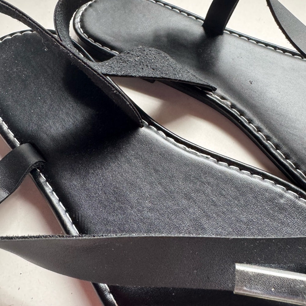 Black Sandals Size 11 - Picture 2 of 5